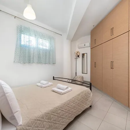 Panormitis House Semi-basement 公寓